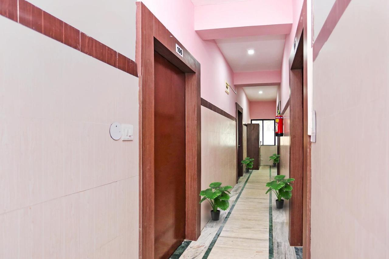 Khandagiri Super Collection O Aryan Hotel מראה חיצוני תמונה